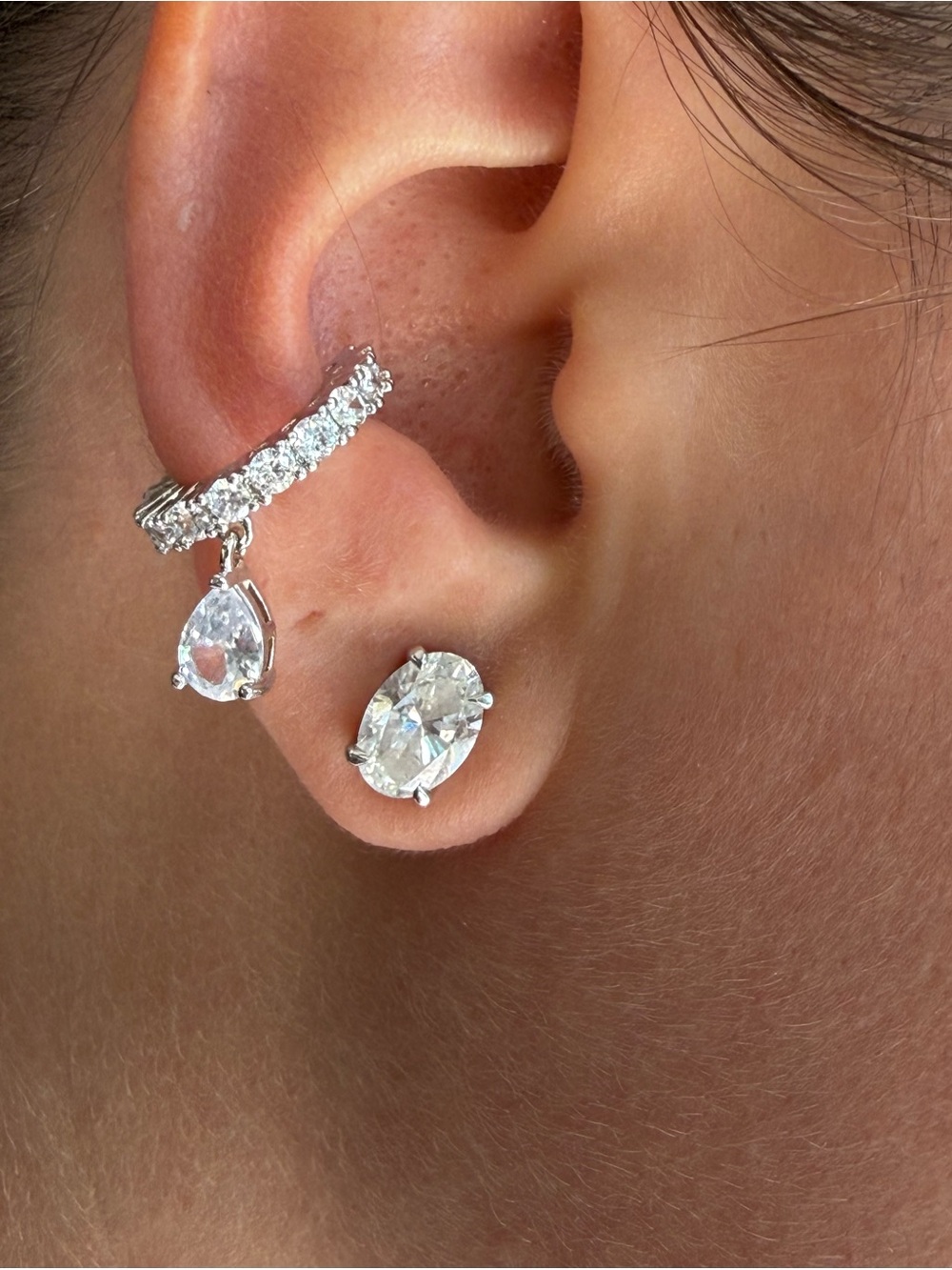 Silver Cubic Zirconia Teardrop cuff